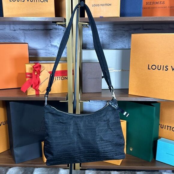 Prada shoulder bag - Picture 3 of 8